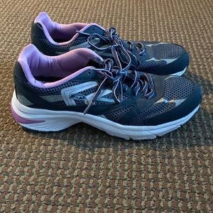 Dr. Scholl’s Athletic Shoes